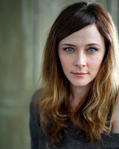 mobile - carousel-hero-element image-10