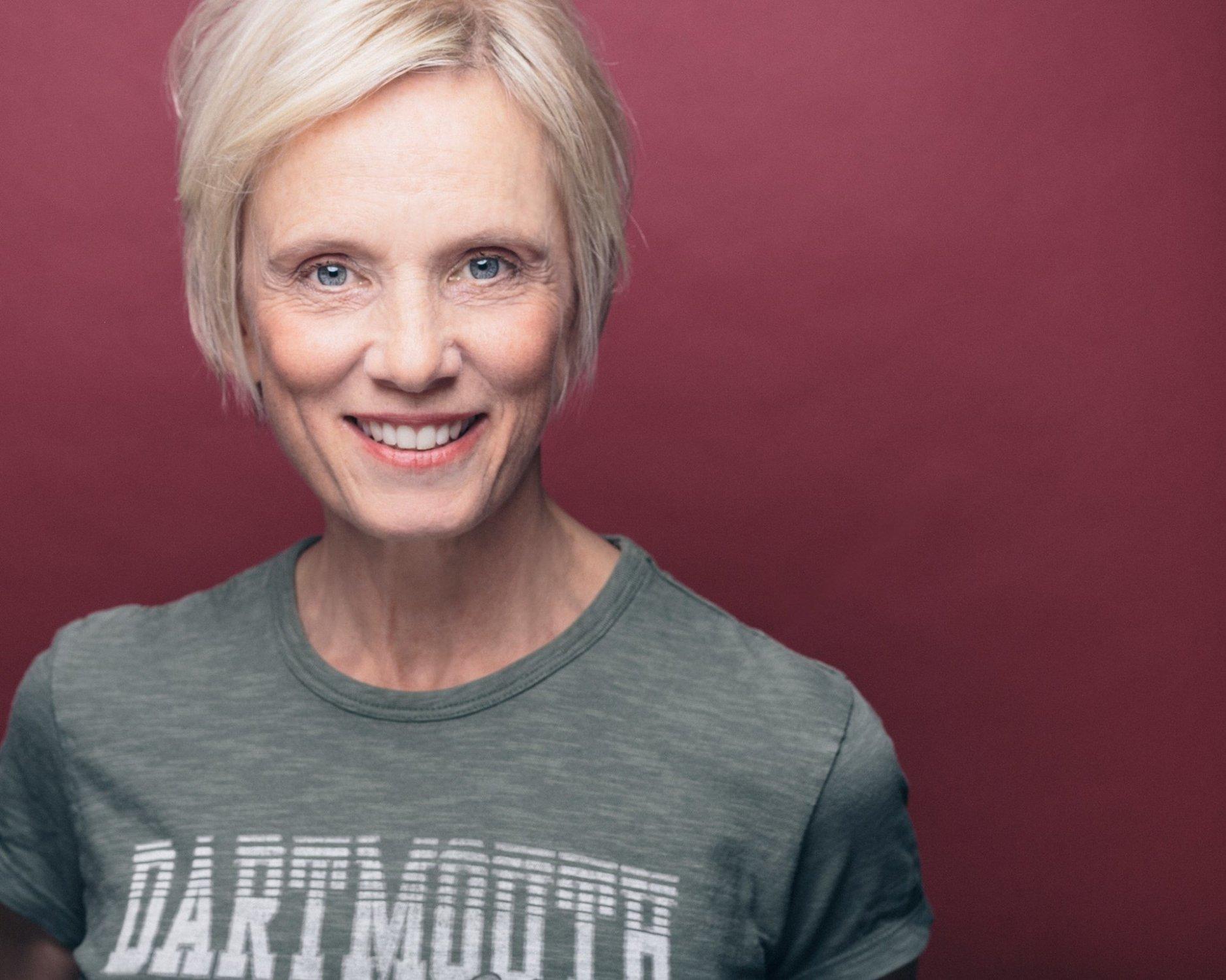 carousel-hero-element image-18