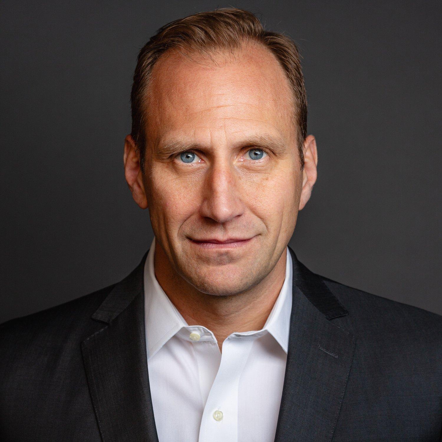 carousel-hero-element image-2