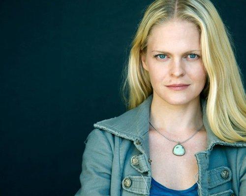 mobile - carousel-hero-element image-9